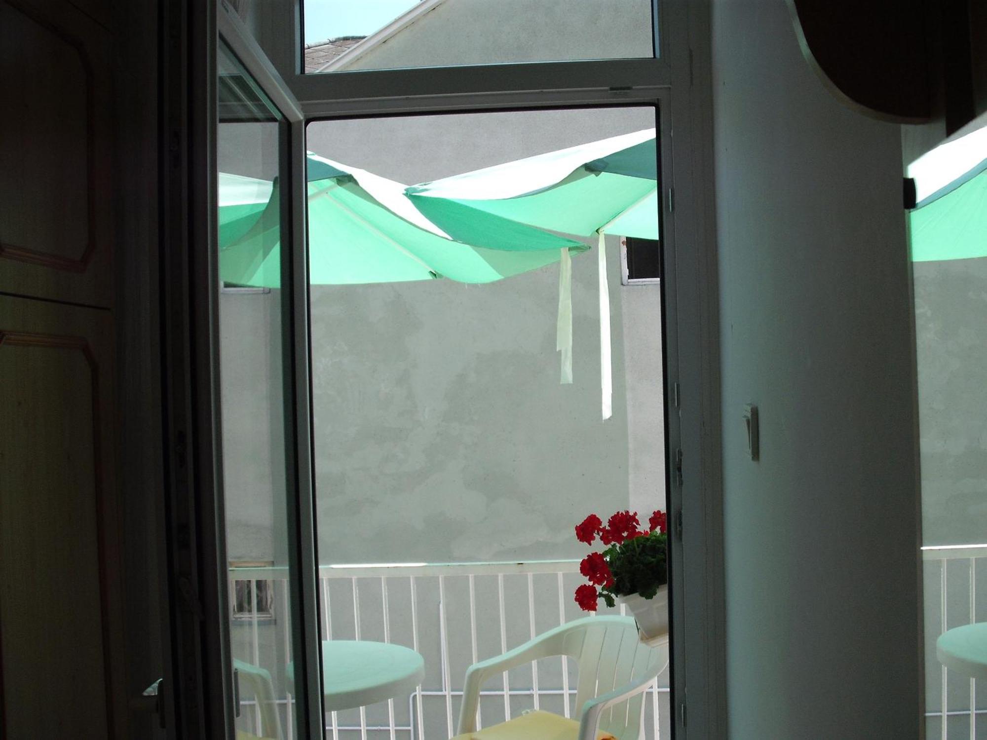 Apart Hévízi Ház Heviz Exterior foto